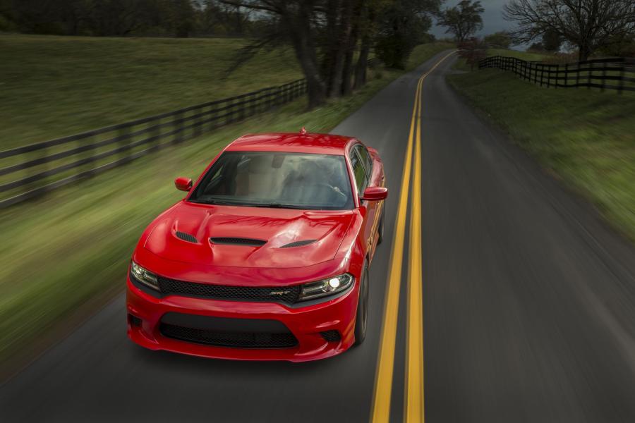  Dodge Charger SRT Hellcat 2016 года  (фото 11 из 23)